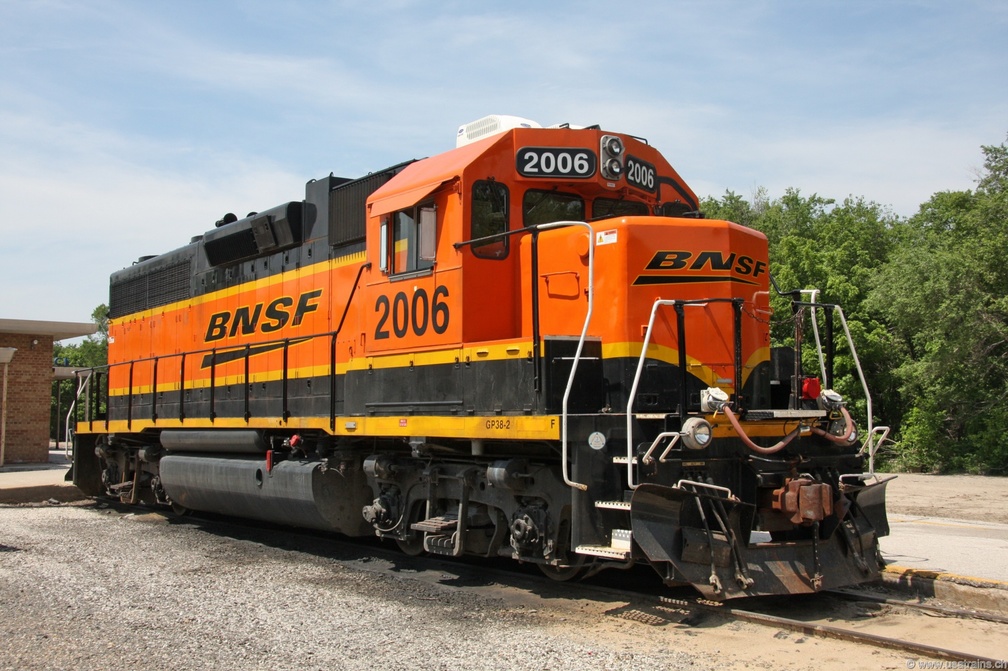 BNSF2006-MAY09-LAWRENCE,KS