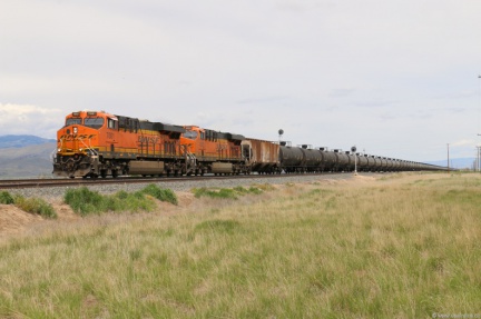 BNSF7001-MAY17-HOLKER,MT