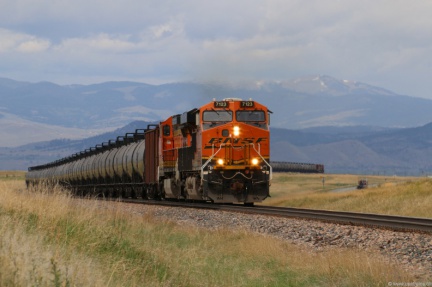 BNSF7123-MAY17-WEST LOUISVILLE,MT