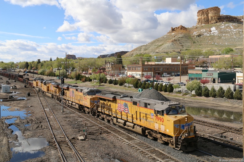 UP7990-MAY17-GREEN RIVER,WY.JPG