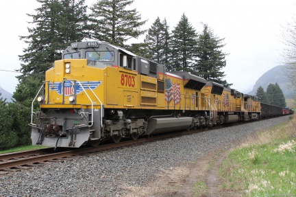 UP8703-APR12-WARRENDALE,OR