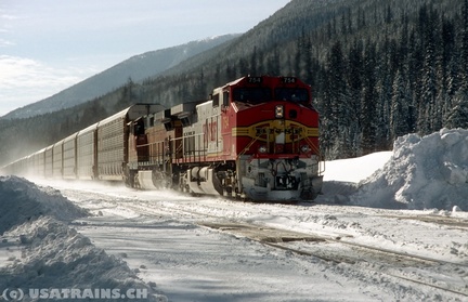 BNSF0754-MAR03-EAST NYACK,MT