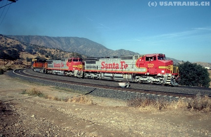 BNSF0888-OCT03-WALONG,CA