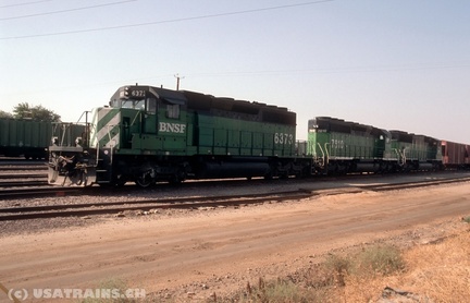 BNSF6373-OCT02-RIVERBANK,CA