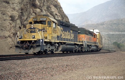 BNSF6727-OCT02-COSY DELL,CA
