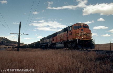 BNSF9856-OCT03-PALMER LAKE,CO
