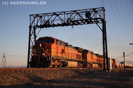 BNSF4193-NOV09-MOJAVE,CA