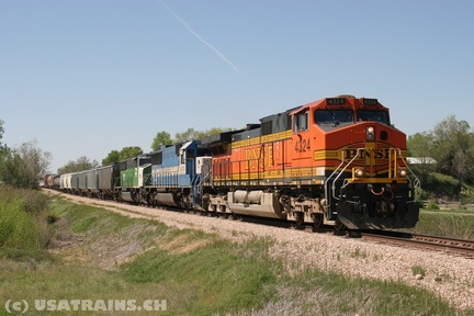 BNSF4324-MAY06-LAUREL,MT