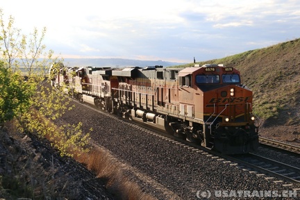 BNSF6576-MAY17-CRAWFORD HILL,NE