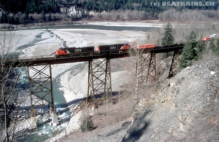 CN2641-MAR02-BOSTON BAR,BC (1)