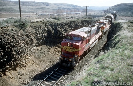 ATSF0839-MAR02-TRINIDAD,WA