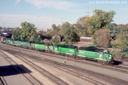 BN2774-OCT99-MINNEAPOLIS,MN