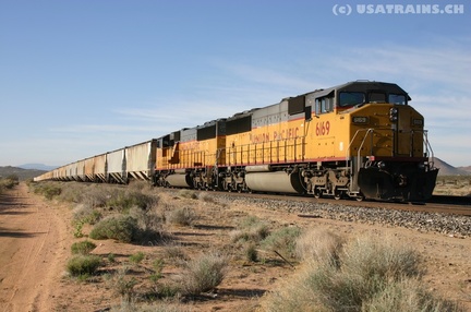 UP6169-MAR04-ROSAMOND,CA