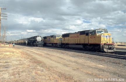 UP4274-OCT03-CHEYENNE,WY1
