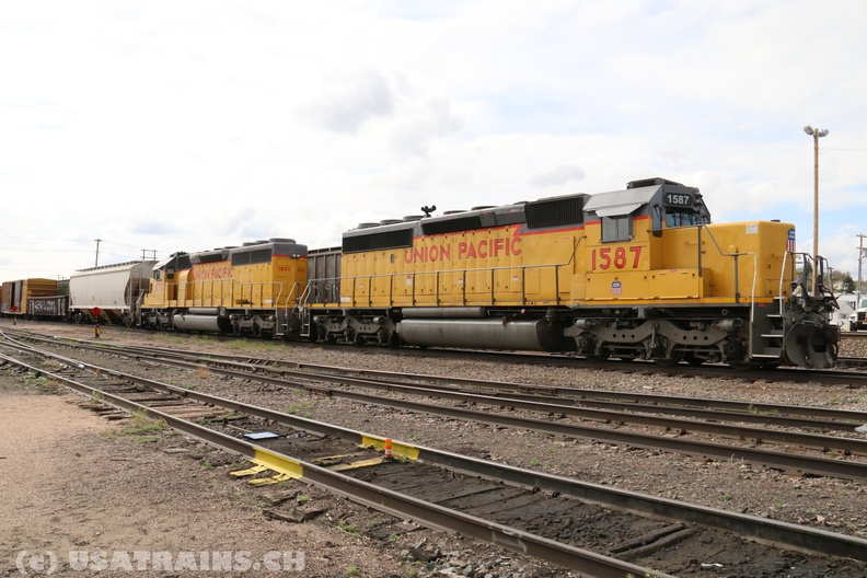 UP1587-MAY17-SYDNEY,NE.JPG