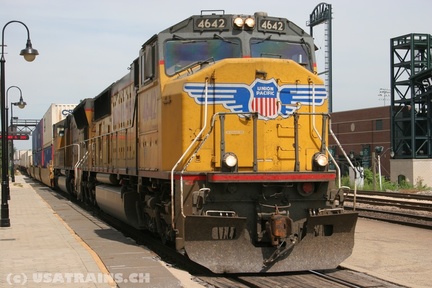 UP4642-AUG05-JOLIET,IL