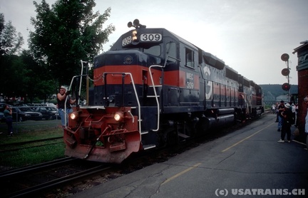 MEC309-AUG98-BELLOWS FALLS,VT